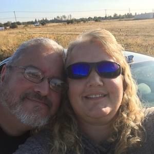 Meet your Posher, Leslie